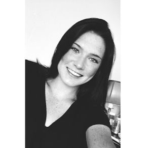 Meet your Posher, Karlie